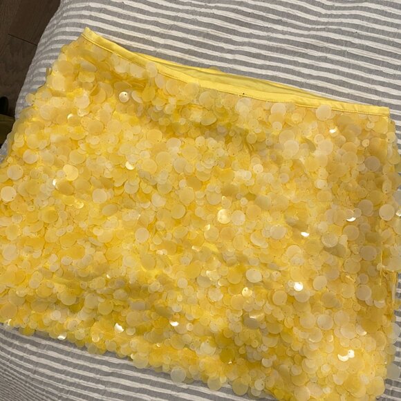 Zara yellow sequin mini skirt - Picture 4 of 4